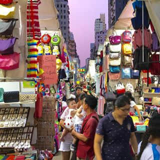 Crowded Tung Choi Street Ladies Market in Hong Kong