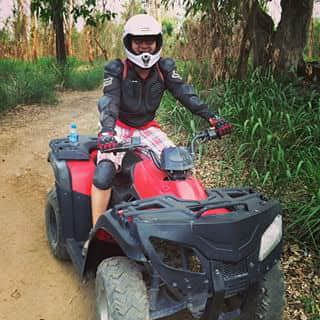 Awesome ATV jungle ride.... Never tried this before. Especially for a guy who doesn't know how to drive, that's tough, but I made it.. Awesome !!